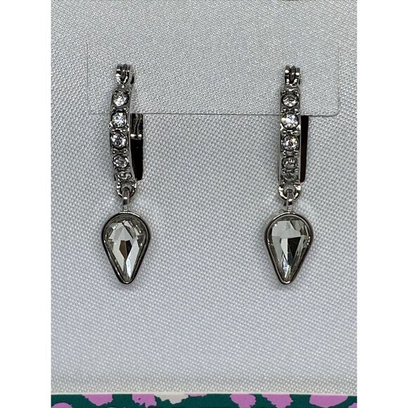 Guess A12067-21 Silver-Tone 2-Pc. Set Crystal Flower Earrings MSRP $25 G10 - Picture 2 of 6